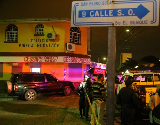 Matan a abogado y un guardia en ataque a barbería