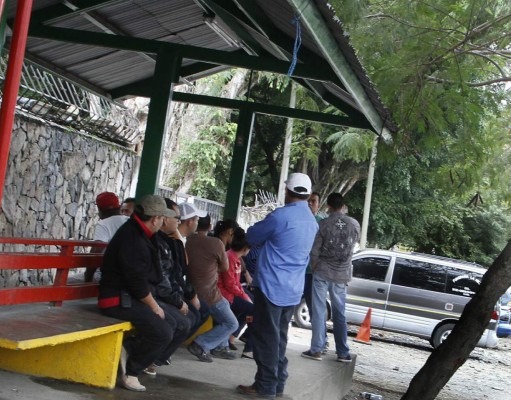 Aún no hay motivo por asesinato de locutor y amigos