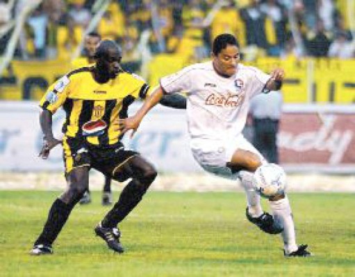 Olimpia-Real España, un duelo de antaño