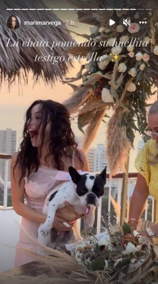 En el enlace de la actriz no podía faltar su querida mascota. 