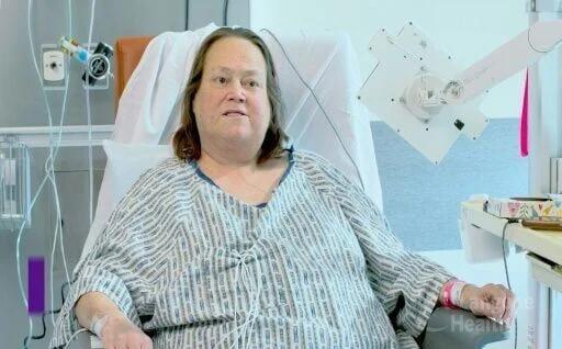 Mujer al borde de la muerte sobrevive tras recibir un riñón de cerdo