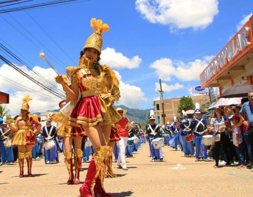 Las 20 palillonas más lindas de los desfiles de Honduras