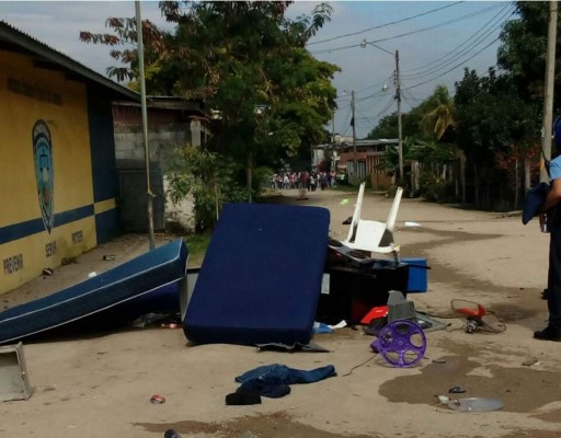 Intentan incendiar y saquear posta policial de Dos Caminos en Villanueva