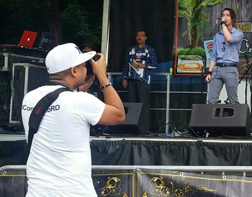 Hajime Waki canta para los dominicanos en Nueva York