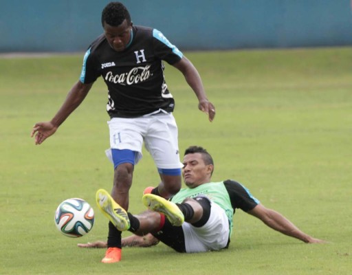 Luis Suárez advierte a los jugadores: 'No más errores. Todos marcan”