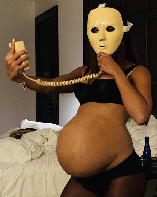 ¿Anitta está embarazada? Arden las redes con foto de su “pancita”