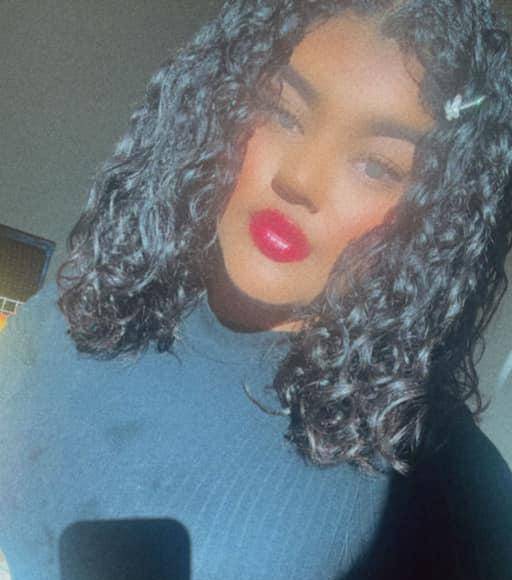 “Fueron directo contra ellos, con disparos a la cabeza, no sé por qué razón. El carro no tiene ni un rasguño. Esperemos que Sharlene y el muchacho se recuperen para que puedan hablar y así saber qué pasó”.