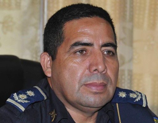 Vecinos del barrio Las Flores piden señalización en calles