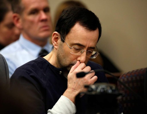 Nassar es condenado a hasta 175 años de prisión por abusos sexuales