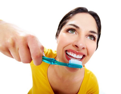 Durante el embarazo tenga una buena higiene dental, así evitará las caries y otros males