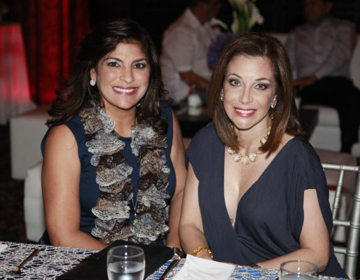 Alcalde Armando Calidonio y su familia son agasajados