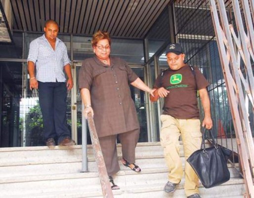 Corte confirma auto de prisión para Ada Muñoz