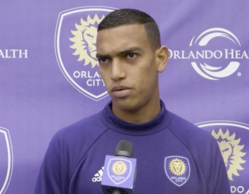El Orlando City ascendió al primer equipo a Devron García