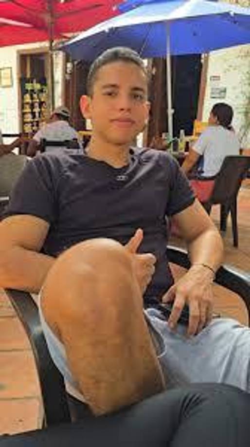 Durante la audiencia de imputación de cargos, Martínez defendió que actuó en legítima defensa, negando los cargos de homicidio.