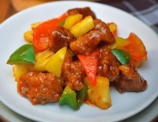 Cerdo con piña y miel