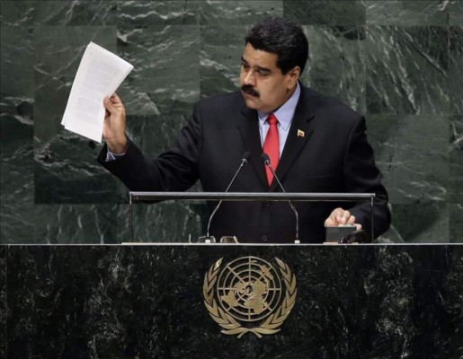 Barack Obama me pegó la gripe en la ONU, dice el presidente Maduro