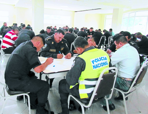Depuración de la Policía de Honduras es un fracaso, admite CRSP