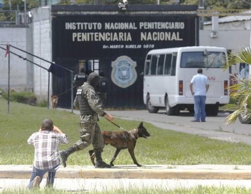 Declaran inocentes a cuatro policías que estuvieron presos dos años
