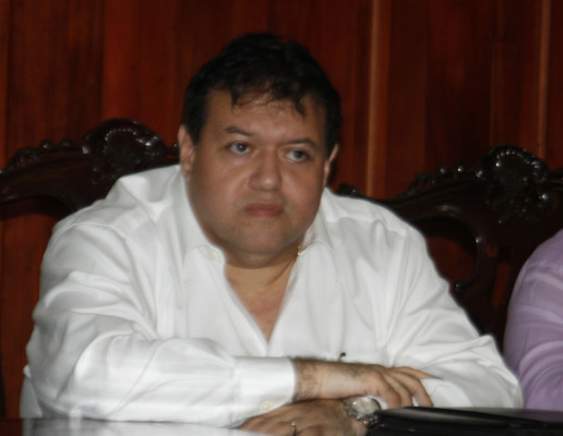 Armando Calidonio nombra nuevos funcionarios en seis áreas