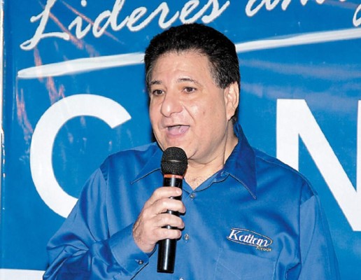 Carlos Kattán lanzó su precandidatura
