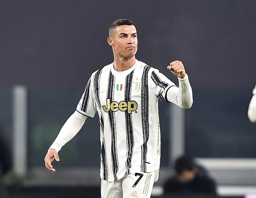 Cristiano Ronaldo hace historia iniciando el 2021 en goleada de la Juventus