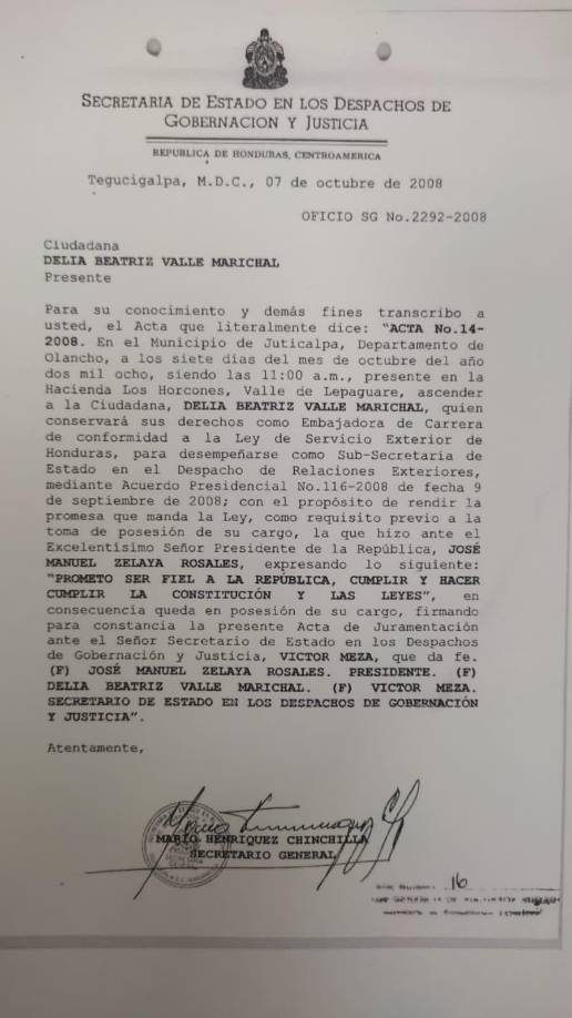 El documento publicado por Beatriz Valle que la acredita como miembro del cuerpo diplomático. 