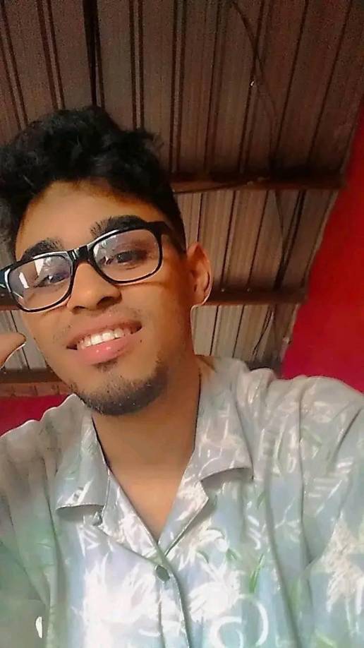 La primera llamada de alerta llegó a la familia de Frank, ahí les comenzaron de decir que el joven hondureño había sido secuestrado por el Cártel del Golfo y que querían 800 pesos mexicanos a cambio de su libertad.