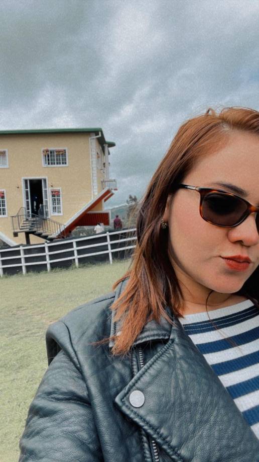 El cuerpo de Roxy quedó adentro del vehículo que se estrelló con otro carro que estaba parqueado sobre la avenida conocida como Los caminantes.