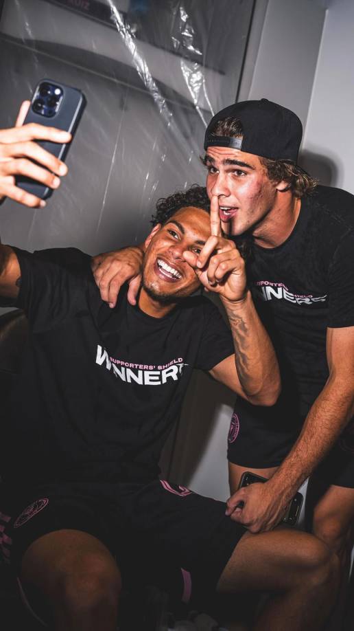 David Ruiz celebrando con el estadounidense-argentino Benjamin Cremaschi.