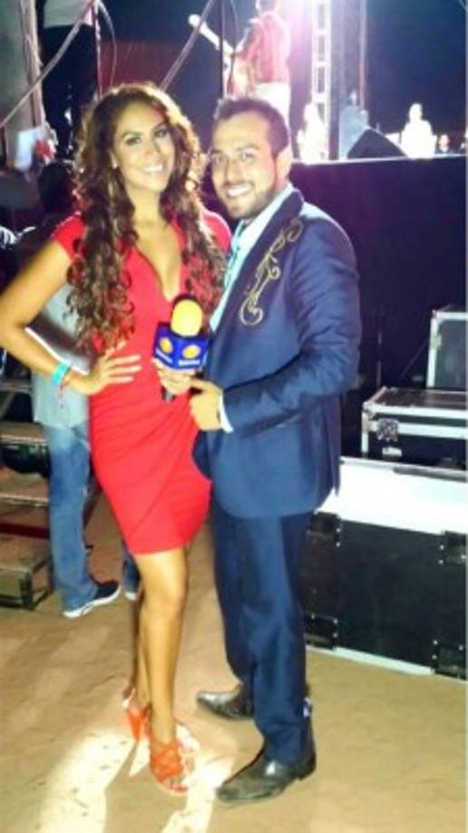 En su cuenta de Facebook, Tania Reza escribió: “Gracias a todos por sus comentarios y muestras de afecto, lamentablemente en estas situaciones existen presiones por parte de las ‘empresas’ y ‘obligaciones de decir’ (o incluso grabar) que soy culpable'.