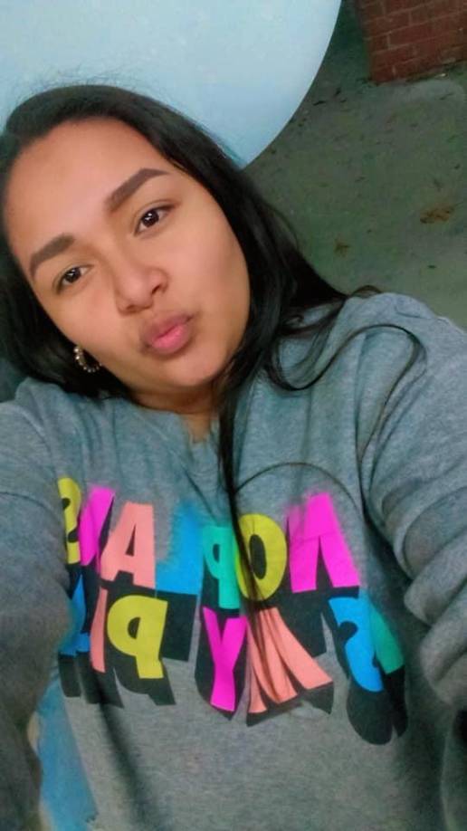 “Yo estaba para ti, pero ya no”, expresó la hondureña antes de morir en su red social de Facebook”.