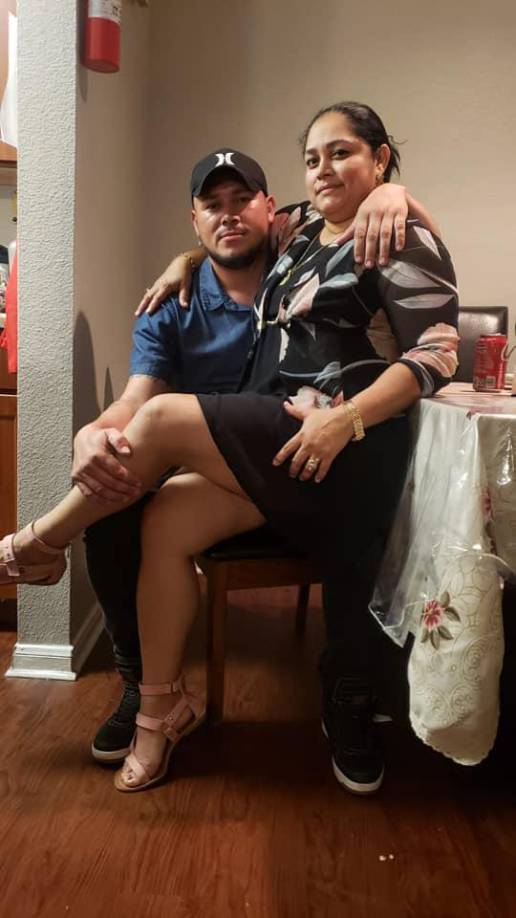 La policía de Houston acusa de Edwin Gerardo Galdámez Alas de ser el asesino de Bessy Ayala. Tenían dos años de vivir juntos y él la sacó de un bar para llevársela al apartamento donde ella apareció muerta al siguiente día.