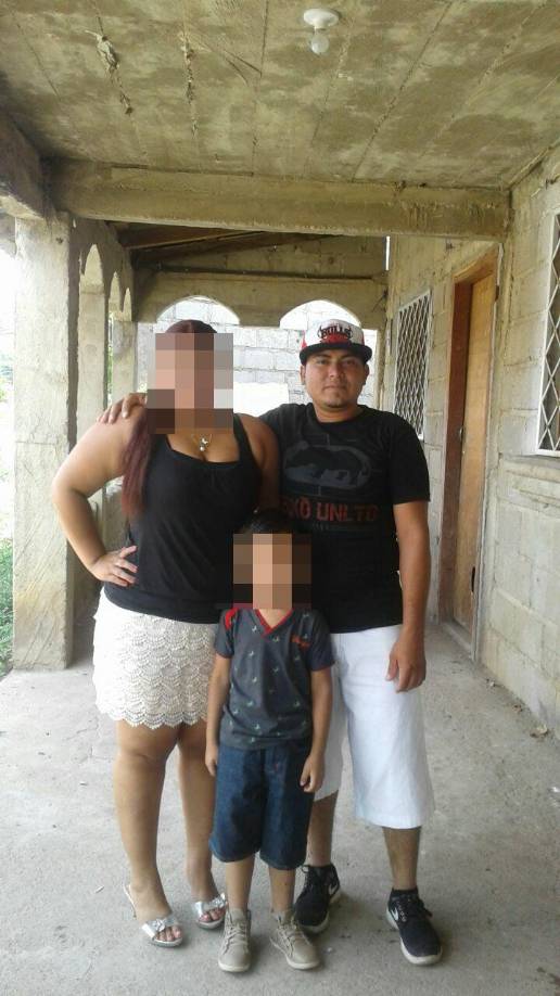 En las redes sociales los familiares y amigos de Elvin estaban devastados y lamentaron su violenta muerte.