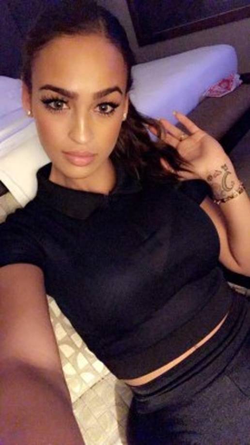 Finalmente, la relación se terminó cuando ella comprendió que lo único que Hamilton pretendía de ella era tener sexo. dam_vero es la cuenta oficial de Instagram de la chica.