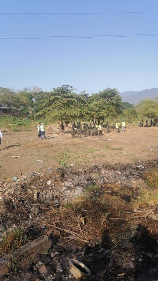 Desalojan a 10 familias en bordo La Palizada de San Pedro Sula