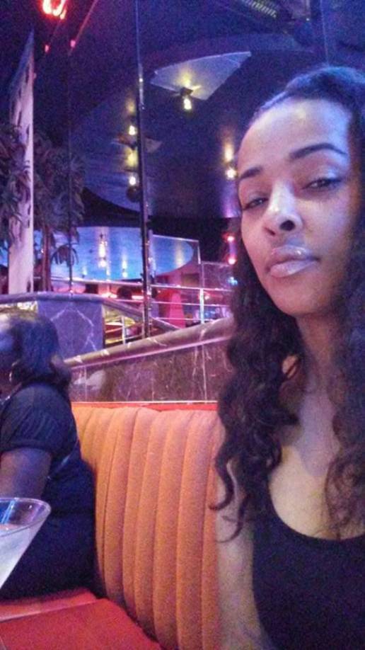 Según los informes, el asesino de Dorian se encontraba dentro del vehículo con ella. Otros informes relatan que Bennett habría sido citada por su asesino y habrían circulado por varios sectores de la ciudad. 