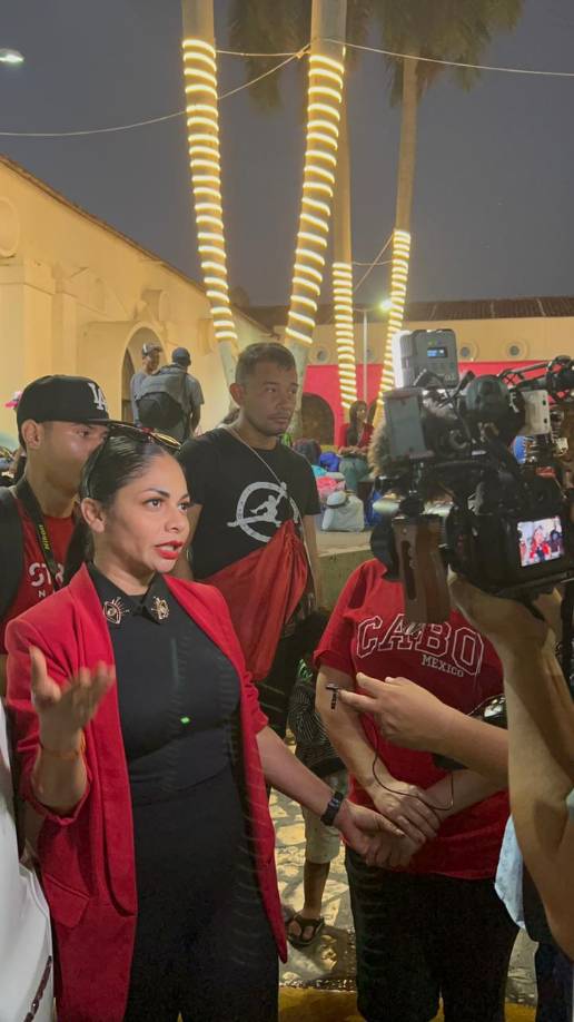 Medios locales se han mostrado sorprendidos por el amor que han mostrado los catrachos. Isabella Domínguez, una hondureña que viajó a México hace 35 años procedente de Olanchito, ella es una de las organizadoras de esta hermosa obra de amor.