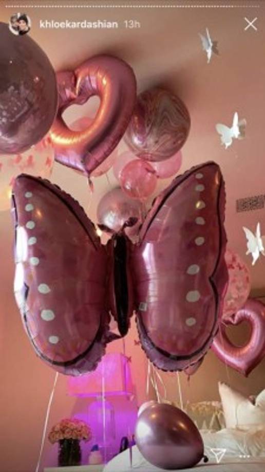 Por supuesto también hubo una sesión de fotos donde True fue la protagonista absoluta.