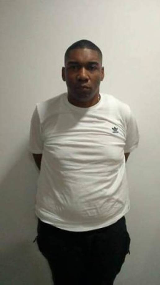 El portal de Noticias Caracol publicó un video en el que se muestra a varios pastores orando y pidiendo por la protección de la droga del capo. 'Mira sus planes, mira sus proyectos Señor, en este lugar', se escucha en uno de los videos.