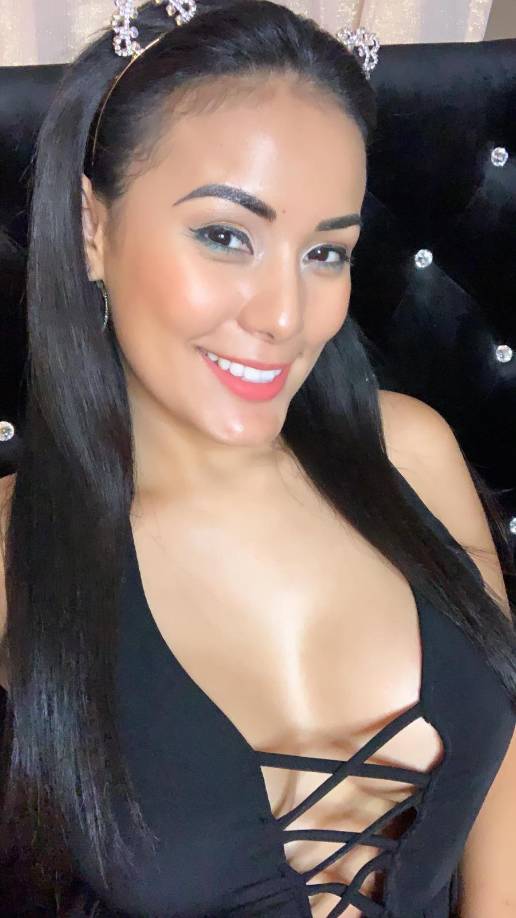 Esto debido a los constantes ataques que ambas mujeres realizaban entre sí, desde la crítica por las cirujías estéticas como por el choque de personalidades. 