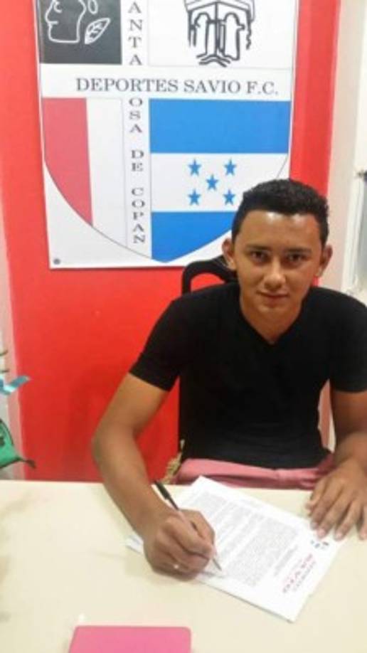 Kevin Johnson: El lateral por la banda derecha es el nuevo fichaje del Deportes Savio. En primera estuvo en clubes como Platense y Marathón.