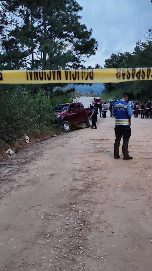 La Policía Nacional acordonó la escena del crimen e hizo las primeras indagaciones.