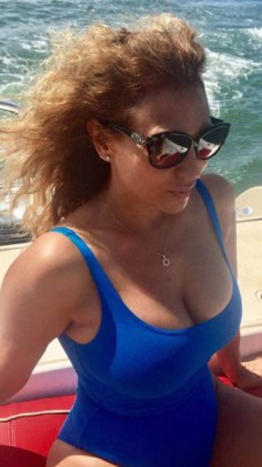 Según Bozzo, la tercera en discordia es Adriana Amiel, una empresaria argentina de 50 años años que vive en Miami, en Estados Unidos, país al que la conductora tiene prohibido ingresar desde 2016.