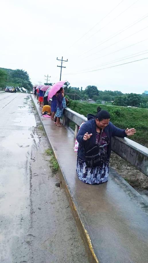 De acuerdo con la ruta trazada por algunos modelos de meteorología, el ojo de la tormenta ingresará al territorio nacional apenas rozando Choluteca y luego se dirigirá hacia El Salvador.