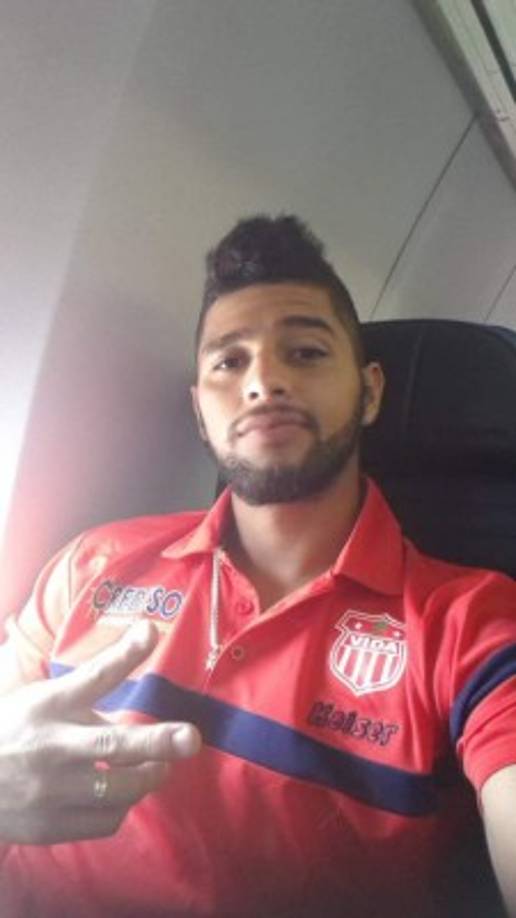 Nissi Sauceda volante del Club Vida Torneo Apertura 2014