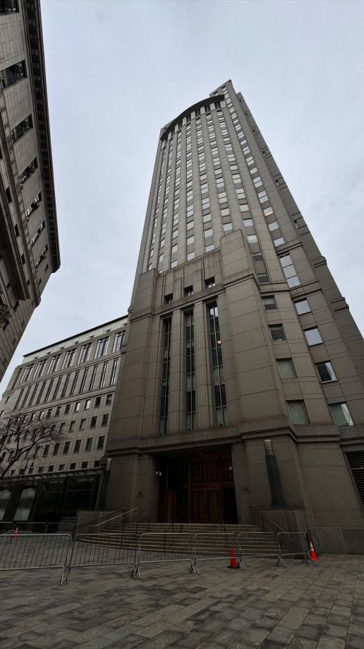 En los libros de historia está escrito que el Distrito de Nueva York celebró su primera sesión el primer martes de noviembre de 1789 (hace 235 años) en el edificio Old Royal Exchang de Manhattan, presidida por el juez James Duane, designado por el presidente Washington.