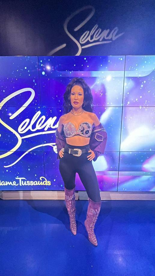 La guapa Selena Quintanilla también tiene su estatua de cera en Los Ángeles.