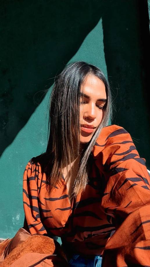  La presunta victimaria dijo que le pidió socorrer a la mujer que había sido herida de bala. “No sé lo que le pasó”, expresó.