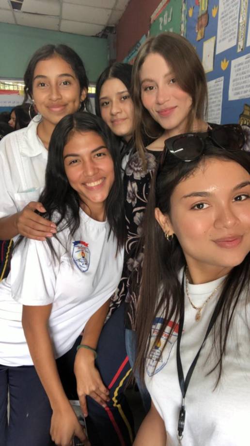 Estudiantes hondureños recrean icónicas pinturas de la historia
