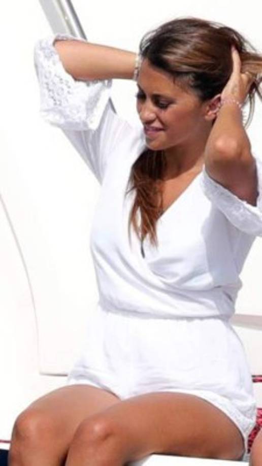 Pese a tener tres hijos, Antonella mantiene su figura y ha deslumbrado con su belleza. FOTO GTRES.